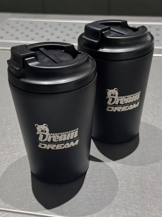 Two Dream Performance x Fressko coffee cups with click-back lids