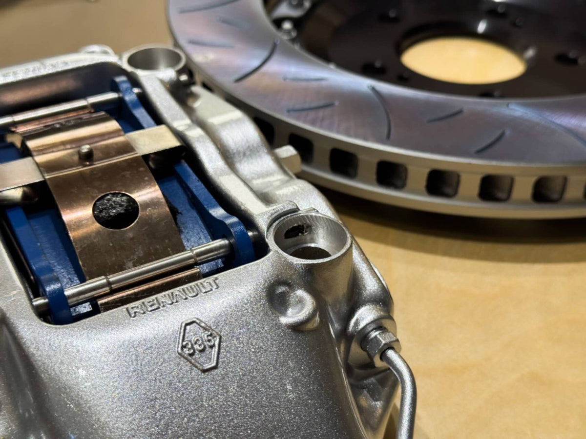 Renault Megane RS donor casting marks on rebuilt Brembo F50 caliper body