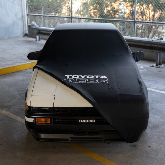 Video of the Toyota AE86 Hachi Roku indoor car cover being fitted to a Sprinter Trueno